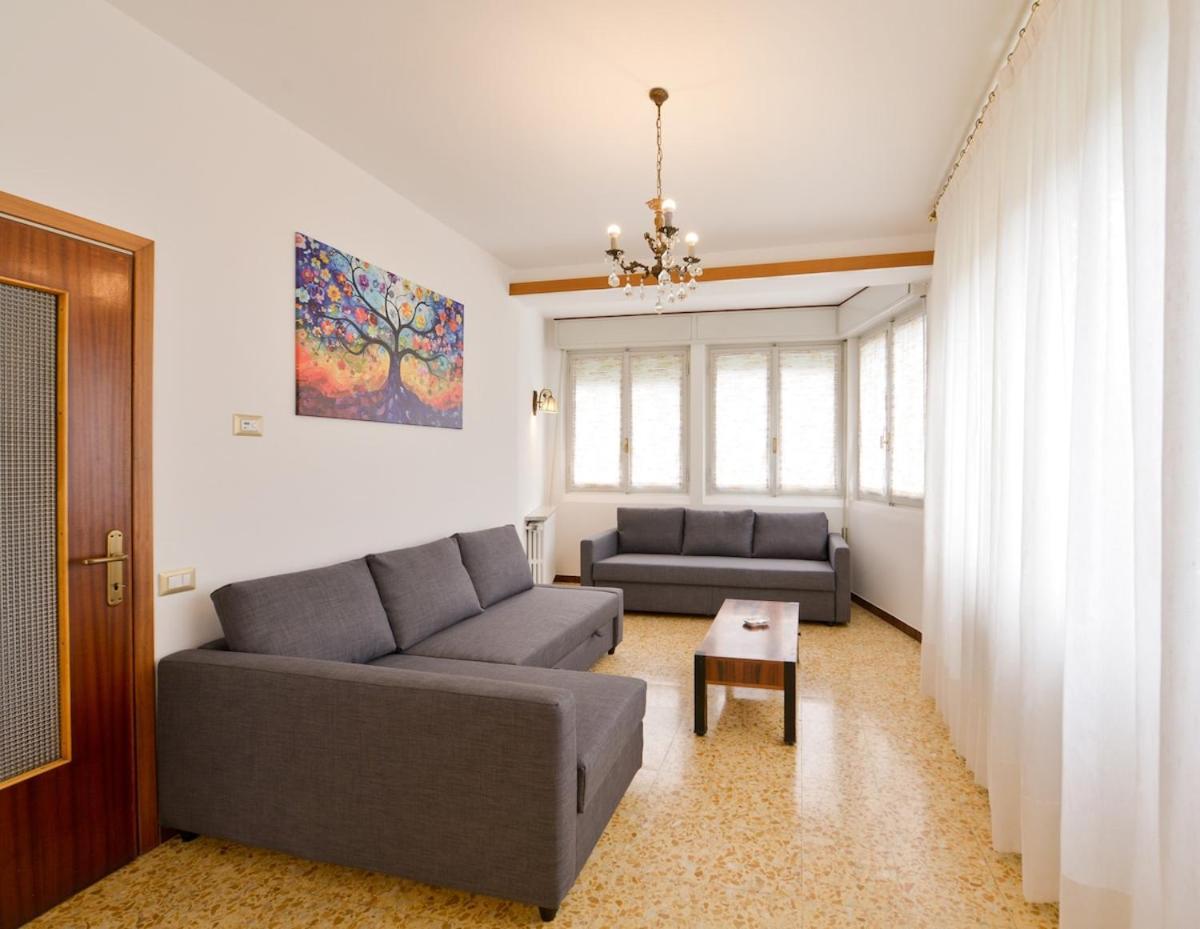 Alp Gruem Apartment - 8 Min Walk To Bernina Express 티라노 외부 사진