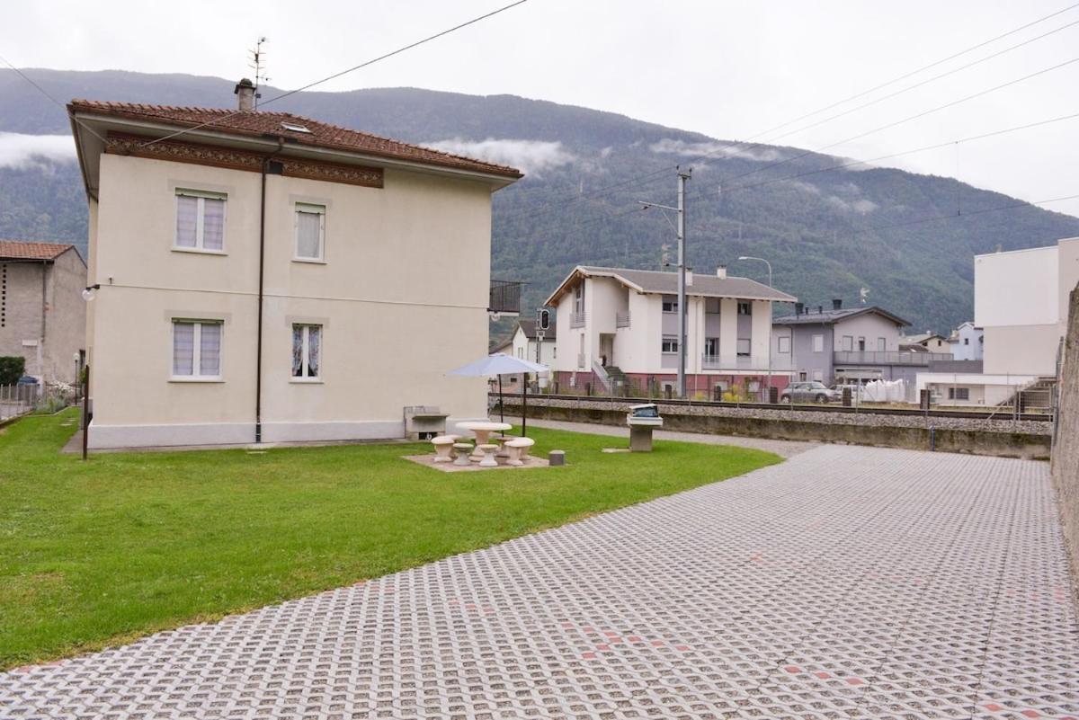 Alp Gruem Apartment - 8 Min Walk To Bernina Express 티라노 외부 사진
